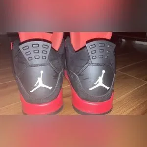 Jordan | Shoes | Jordan 4 Red Thunder Size 3 For Sale 225  display picture 3